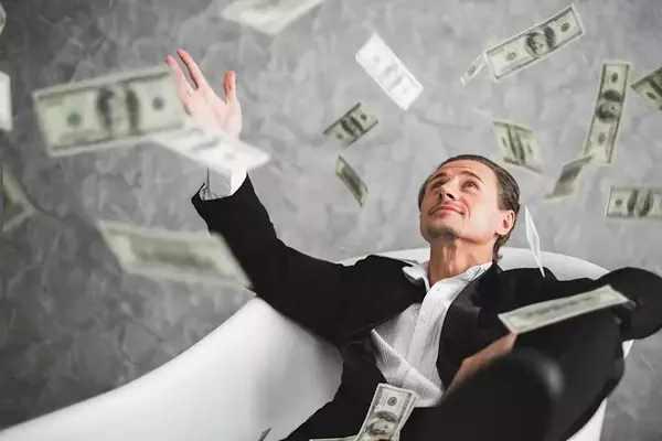 Maximizing Returns: A Guide to Dividend ETFs for Long-Term Investors