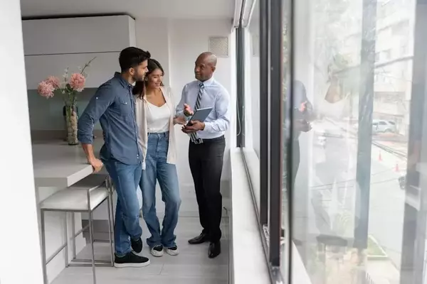 Opendoor Stock Dips 21% Amidst Housing Market Challenges and Strategic Shift