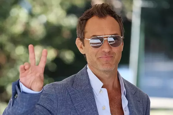 Jude Law to Lead 'Getaway Driver' Film from 'Black Rabbit' Co-Creator Zach Baylin