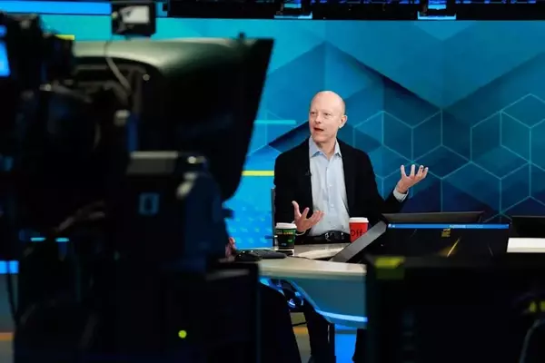 Analysts Divided on Circle Internet Group's IPO Prospect Amid Stablecoin Rivalry