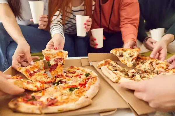 Pizza Chain Shrinks Footprint: Up to 50 Locations Closing