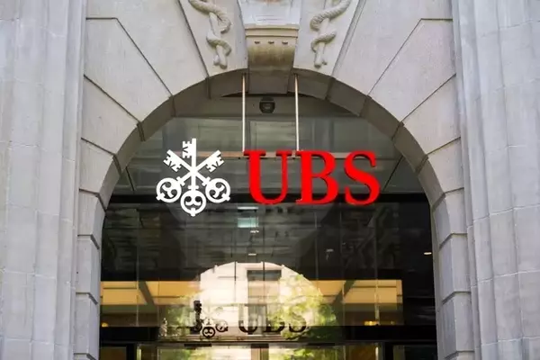 Analyzing UBS's Current Valuation: Is It Overpriced?