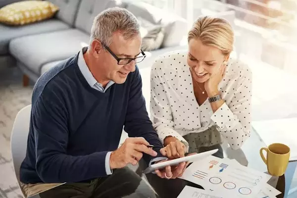 Crafting a Secure Retirement: A Four-ETF Income Blueprint for $600K Portfolios