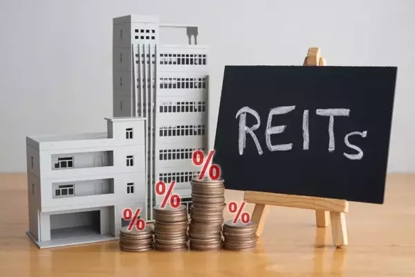 SRET ETF: High Dividends and Growth Potential in a Dynamic Real Estate Market