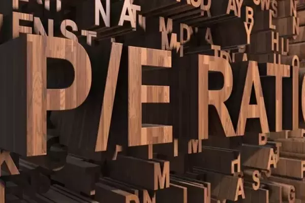 Understanding the S&P 500's Crestmont P/E Ratio and its Market Implications