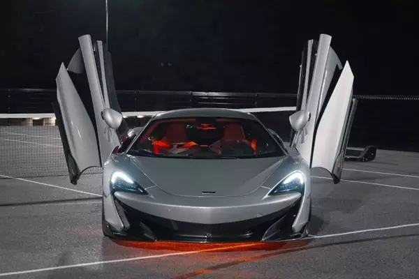 YouTuber Mat Armstrong Revives Wrecked McLaren 600LT with Budget Parts in Just One Week