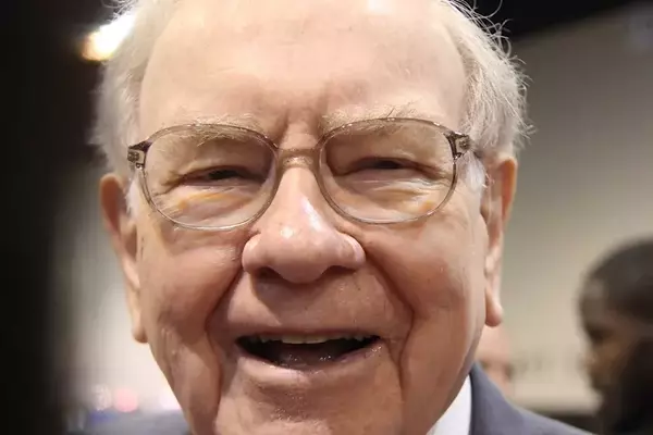 Warren Buffett's Enduring Investment Philosophy: A Historical Perspective