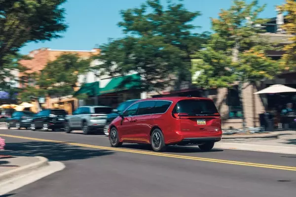 2027 Chrysler Pacifica: The Ultimate Family Road Trip Companion
