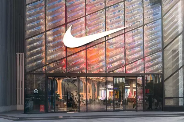 Nike's Challenges: Intense Competition and Market Share Decline