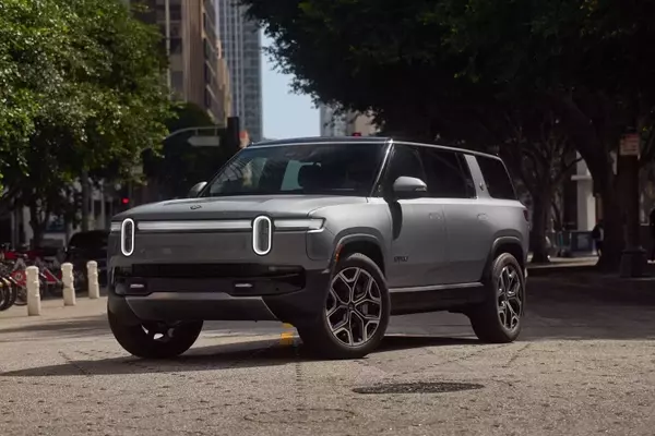 2027 Rivian R1T and R1S Receive Significant Upgrades and Streamlined Options