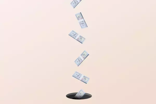 Analyzing FS Specialty Lending Fund's Valuation and Credit Risks