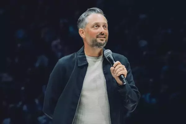 Nate Bargatze Breaks Guinness World Record for Stand-Up Comedy Tour Ticket Sales