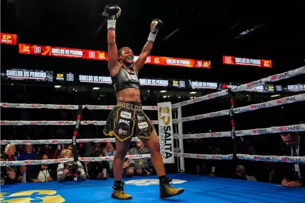 Claressa Shields vs. Kaye Scott: A Middleweight Championship Showdown