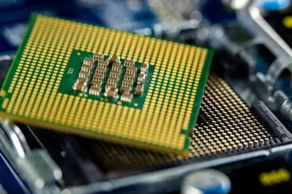 AI Boom Boosts Chipmakers: Super Micro's Surge Lifts AMD, Intel, and NVIDIA