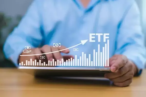 XRP ETF Inflows Plummet: Reaching $8 Billion Forecast Remains Elusive