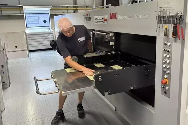 Cardbox Packaging Enhances Postpress Production with Advanced MK Duopress Power Integration