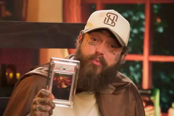 Post Malone Plays with His Rare 'One Ring' Magic Card