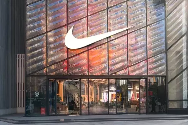 Nike's Valuation and Turnaround Potential: A Deep Dive