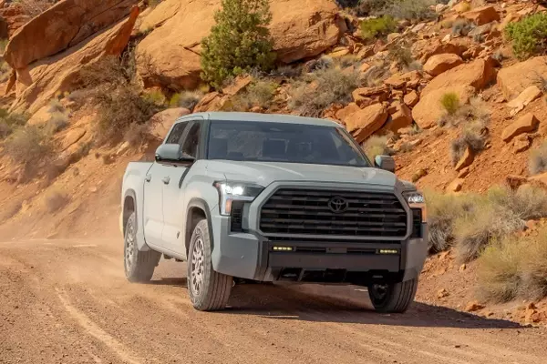 2027 Toyota Tundra Trailhunter: An Enhanced Off-Road Option