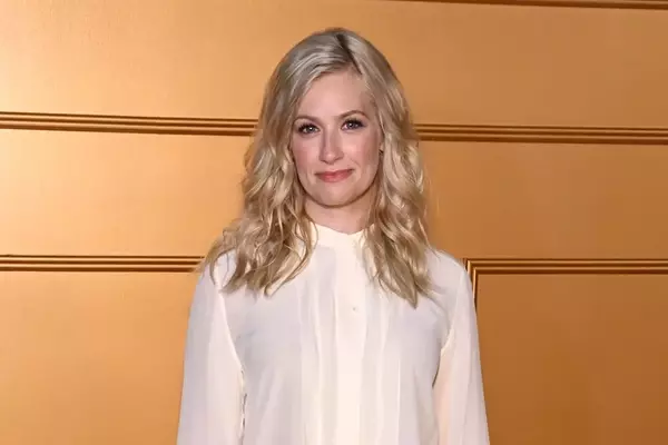 Beth Behrs to Guest Star on 'Shifting Gears,' Reuniting with '2 Broke Girls' Co-Star Kat Dennings