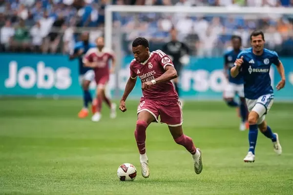 Kylian Mbappé Unveils Exclusive Gold Nike Football Boots After World Cup Golden Boot Triumph