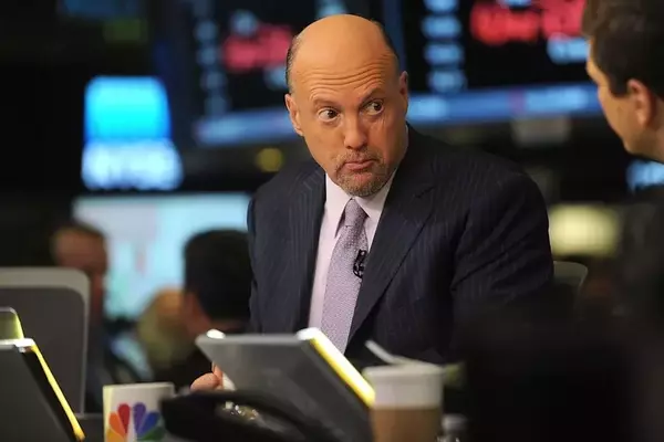 Jim Cramer's Optimistic View on the Economy Amidst Market Volatility