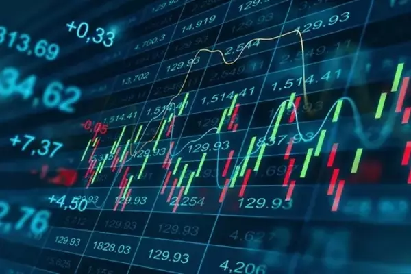 Closed-End Fund Market Shows Mixed Performance and Distribution Changes in Early August