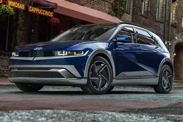 2027 Hyundai Ioniq 5: Electric SUV Blends Style, Range, and Comfort
