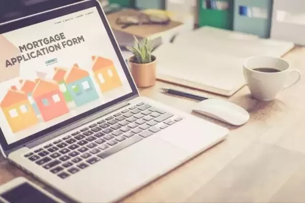 Blend Labs (BLND) Upgraded to 'Hold' Amidst AI Innovations and Macroeconomic Shifts