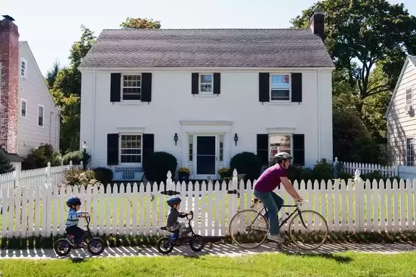 Cash Payment vs. Mortgage: Which is Better for Home Purchase?