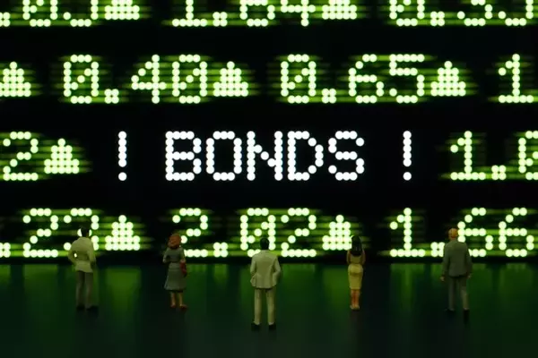 Bond Market Sentiment Nears Historic Bearish Extremes, Signaling Potential Buying Opportunities