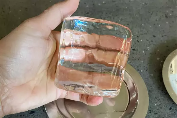 The Art of Crafting Crystal-Clear Ice at Home