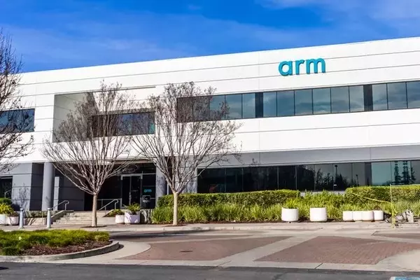 Arm Holdings: Sky-High Valuations and the AI Dream