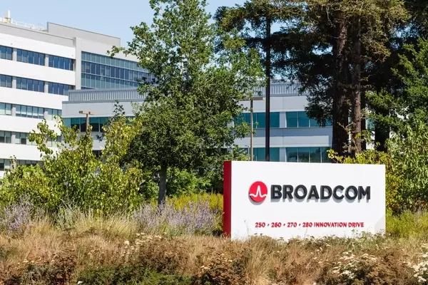 Broadcom's AI Semiconductor Future and Market Position: A Hold Rating Assessment