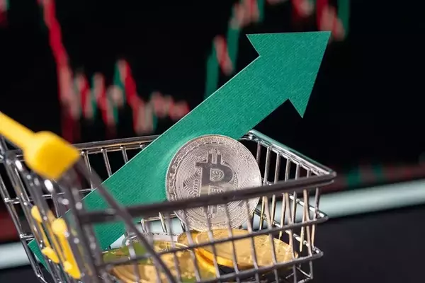 Coinbase's Volatile Year: Analyst Predicts Significant Gains Amidst Market Fluctuations