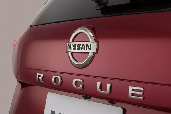 2021 Nissan Rogue Steering Probe Ends With No Recall for 250,000 SUVs