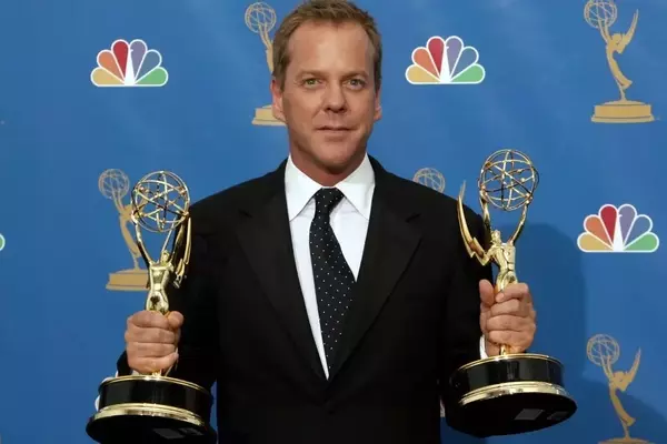 A Look Back at the 2006 Emmys: The End of an Era for Broadcast Television