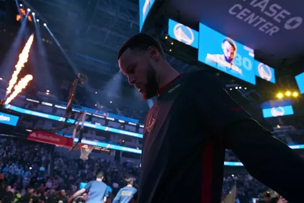Stephen Curry Documentary Spotlights Journey to 4,000 Three-Pointers in IMAX Theaters