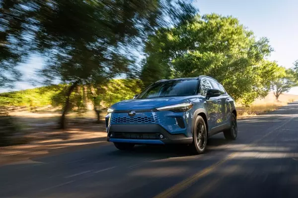 Maintaining Your Toyota Hybrid for 300,000 Miles: An Expert's Guide