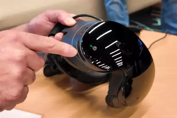 Valve's New VR Headset, Steam Frame, May Include Free Copy of Half-Life: Alyx