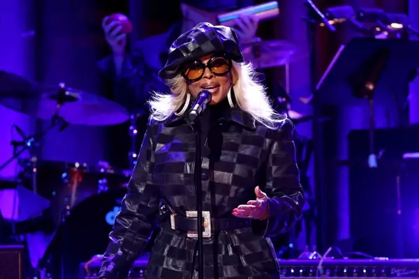 Suno Retracts Controversial Mary J. Blige Advertisement After Misrepresentation