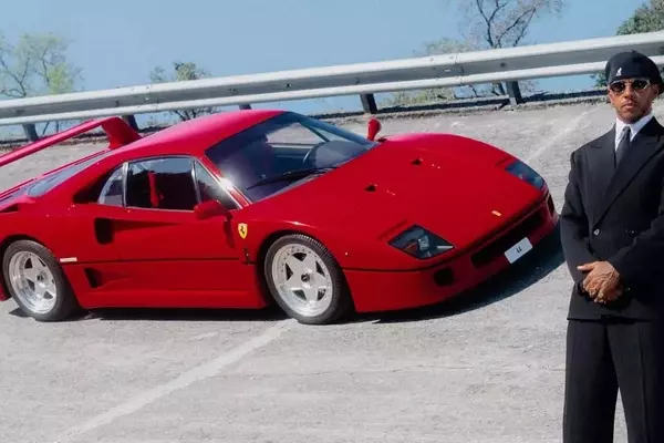 Lewis Hamilton's Ferrari F40: A Fated Arrival at Monza