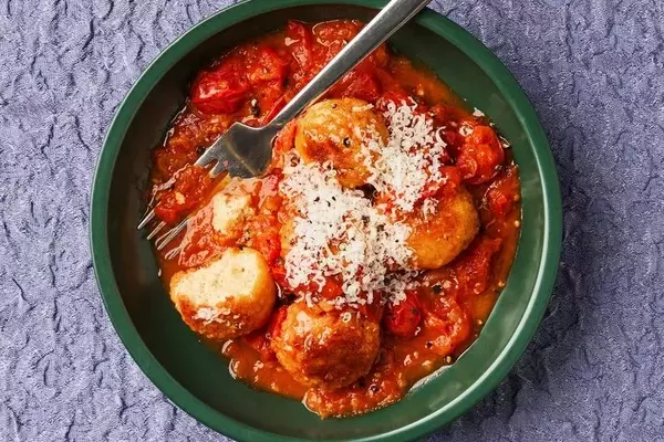 Editors' Kitchen Creations: Inspiring Recipes from Culinary Experts
