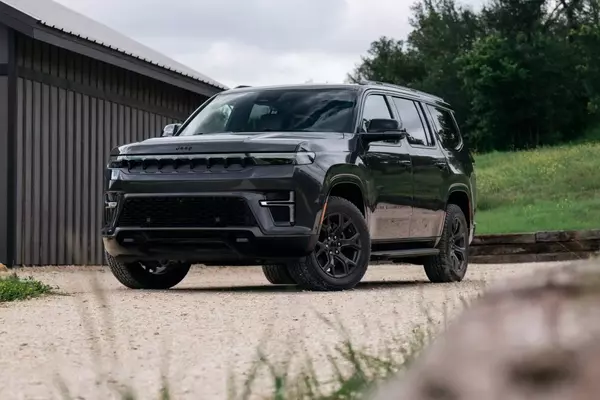 Stellantis Delays Jeep and Ram Extended-Range Vehicles