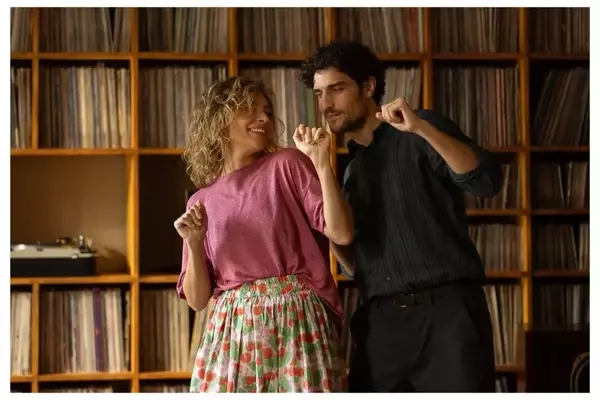 Nanni Moretti's "It Will Happen Tonight" Garners Widespread Sales Prior to Venice Premiere