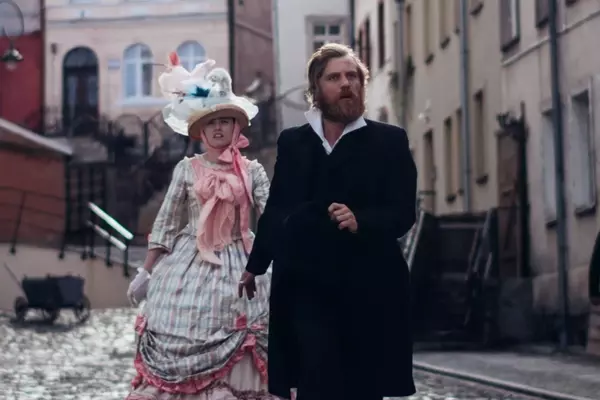 A Playful Homage to Dostoevsky's Wife in 'The Idiot(s)'