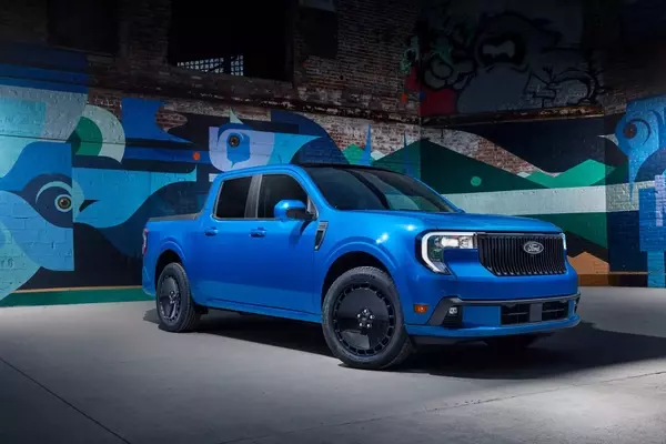 Ford Maverick's Dominance Over Hyundai Santa Cruz