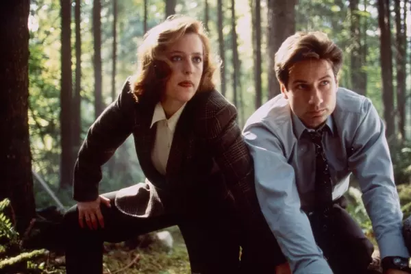 The Enduring Legacy of 'The X-Files': A 90s Sci-Fi Phenomenon