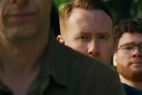 Critique of 'Salvation': A Sharp Look at an Aspiring Life Coach's Downfall