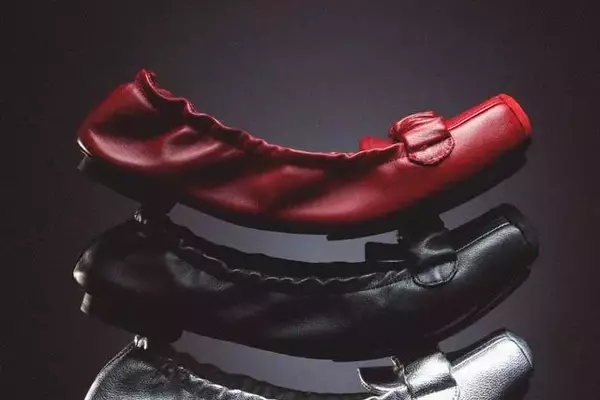 Yohji Yamamoto & Repetto Unveil Innovative Ballet Flats